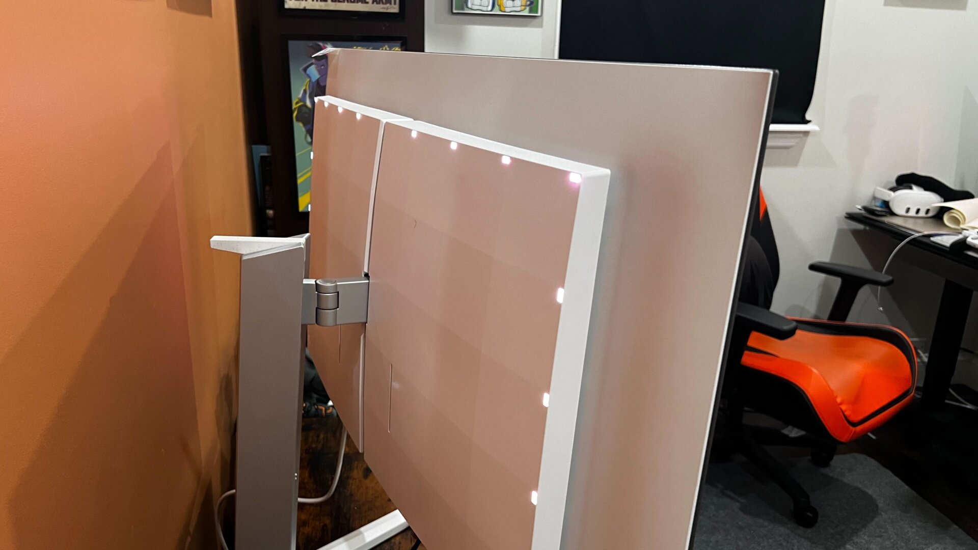 Ambiglow-Lichter ändern sich dynamisch je nach der Anzeige auf dem Bildschirm.