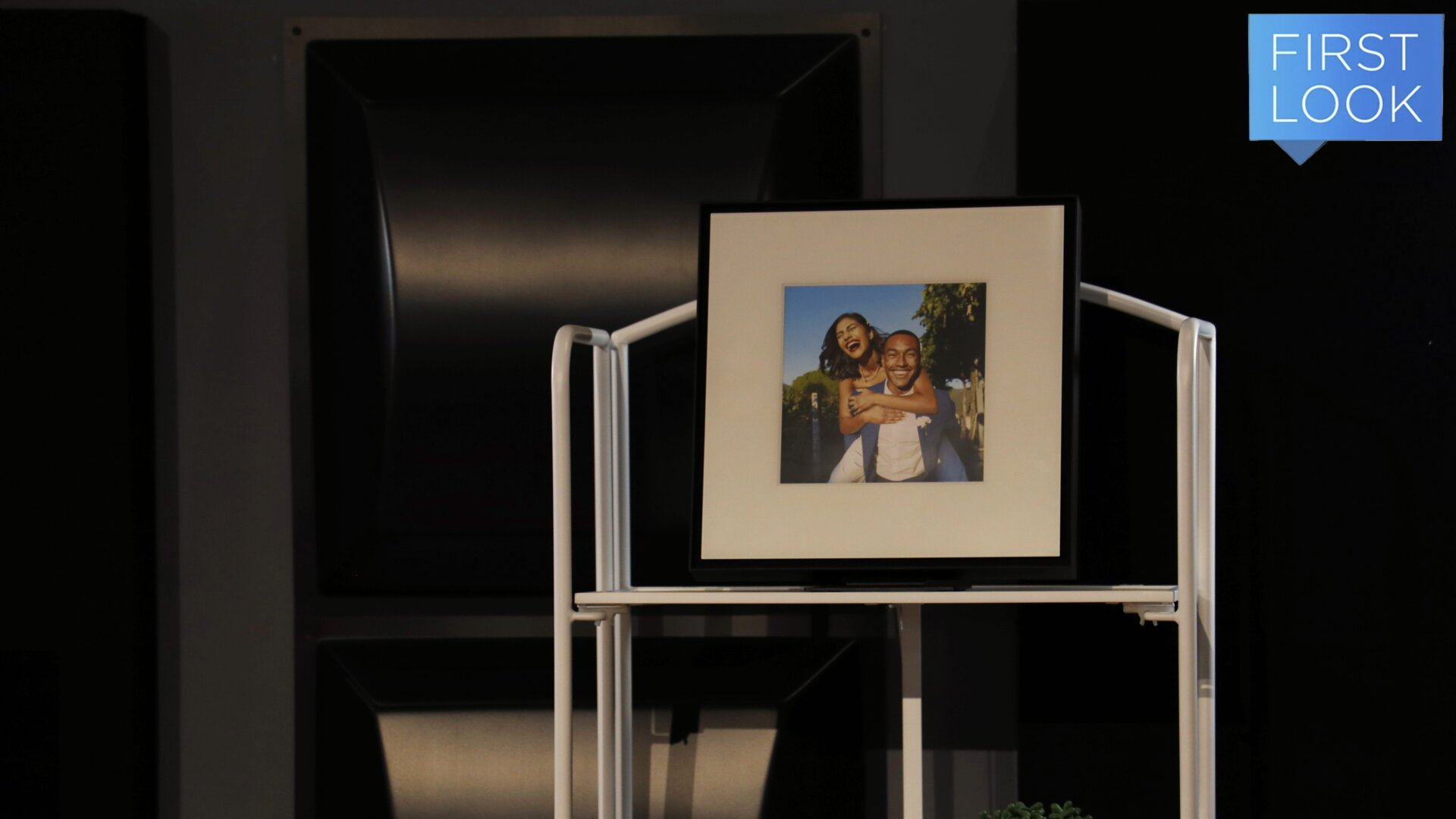 Die maximale Fotogröße des Music Frame der ersten Generation ist auf 8 x 8 begrenzt.