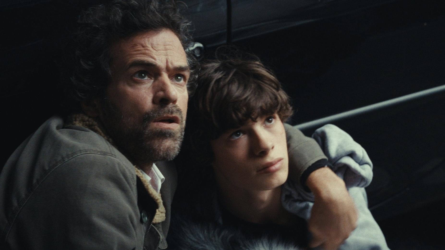 François (Romain Duris) und Émile (Paul Kircher)