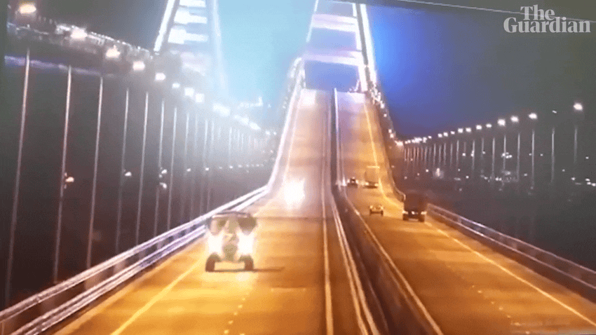 Das Video wird fälschlicherweise geteilt und zeigt die Key Bridge in Baltimore, Maryland.