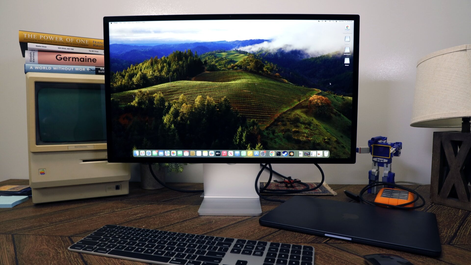 Photo: Kyle Barr / Gizmodo