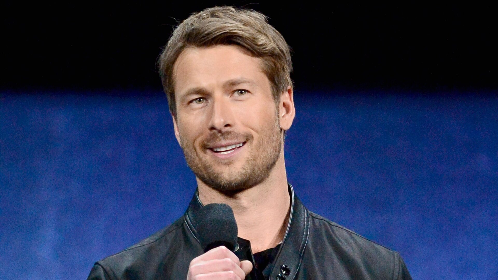 Der plötzlich allgegenwärtige Glen Powell, der Twister auf der CinemaCon 2024.