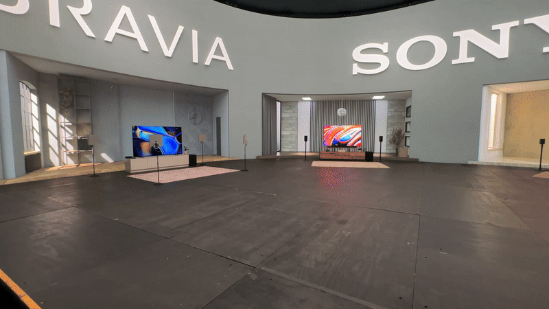 Ich bin mir jedoch nicht sicher, wie sich die neuen Namen auf einem derart gesättigten Fernsehmarkt schlagen werden. Im Moment befindet es sich noch in einer Anpassungsphase, und ich kann mir vorstellen, dass wir uns alle in nur einem Jahr erneut anpassen müssen.