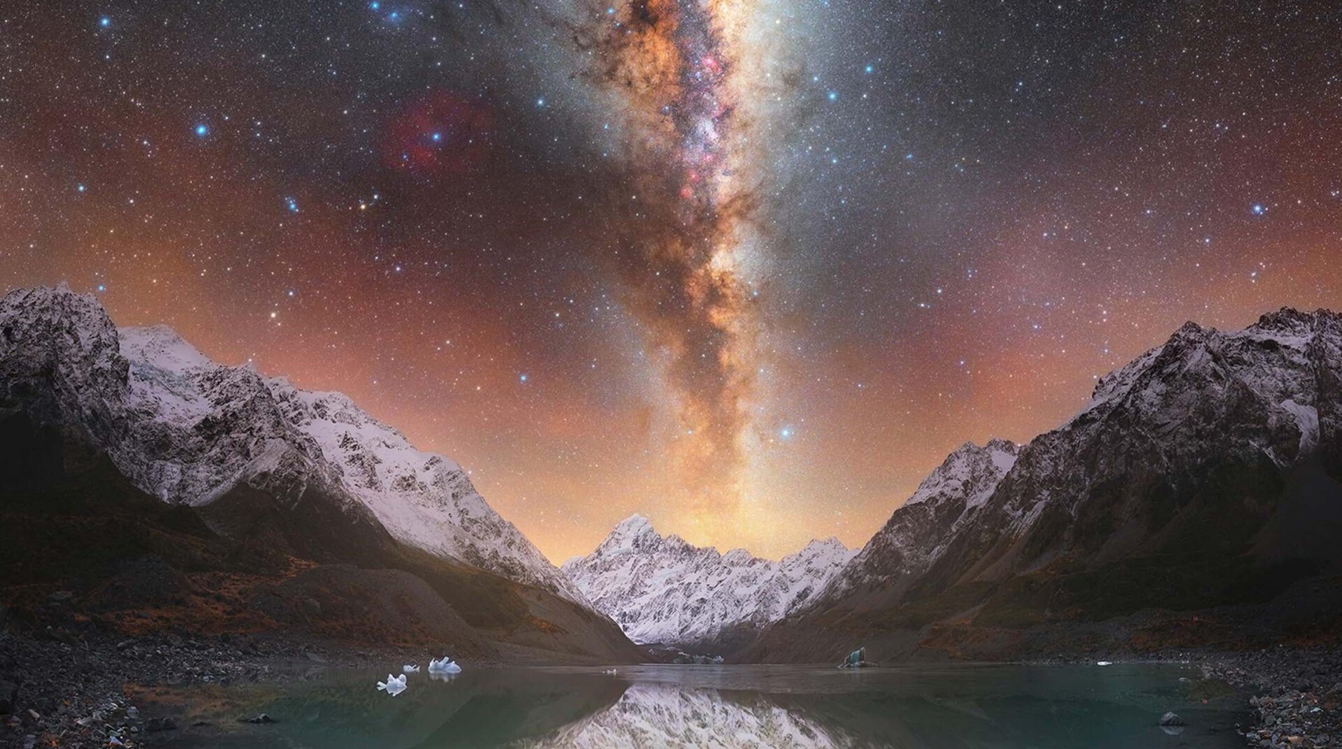 Die Milchstraße über Neuseelands höchstem Berg, Aoraki.