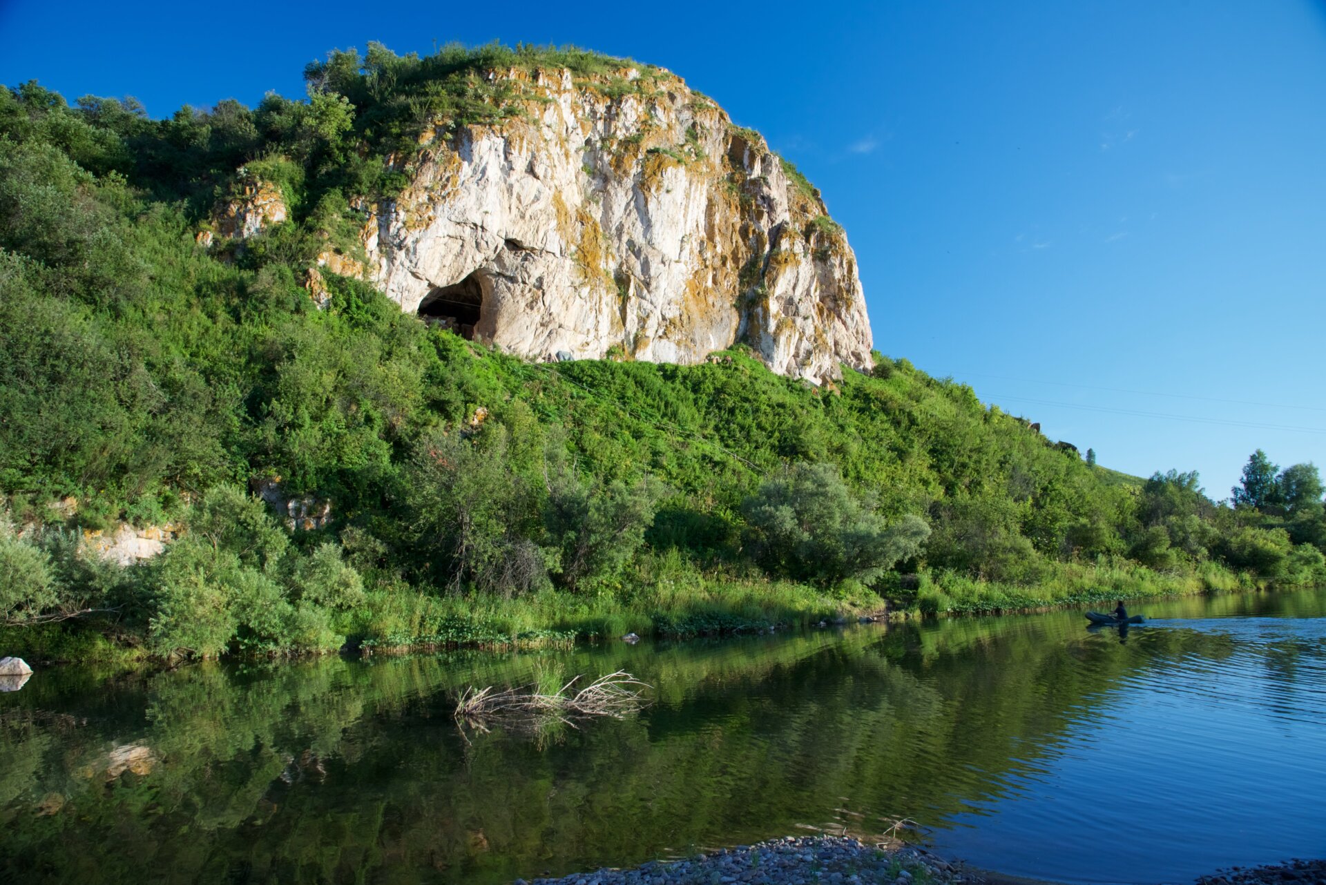 Chagyrskaya-Höhle im Altai-Gebirge.
