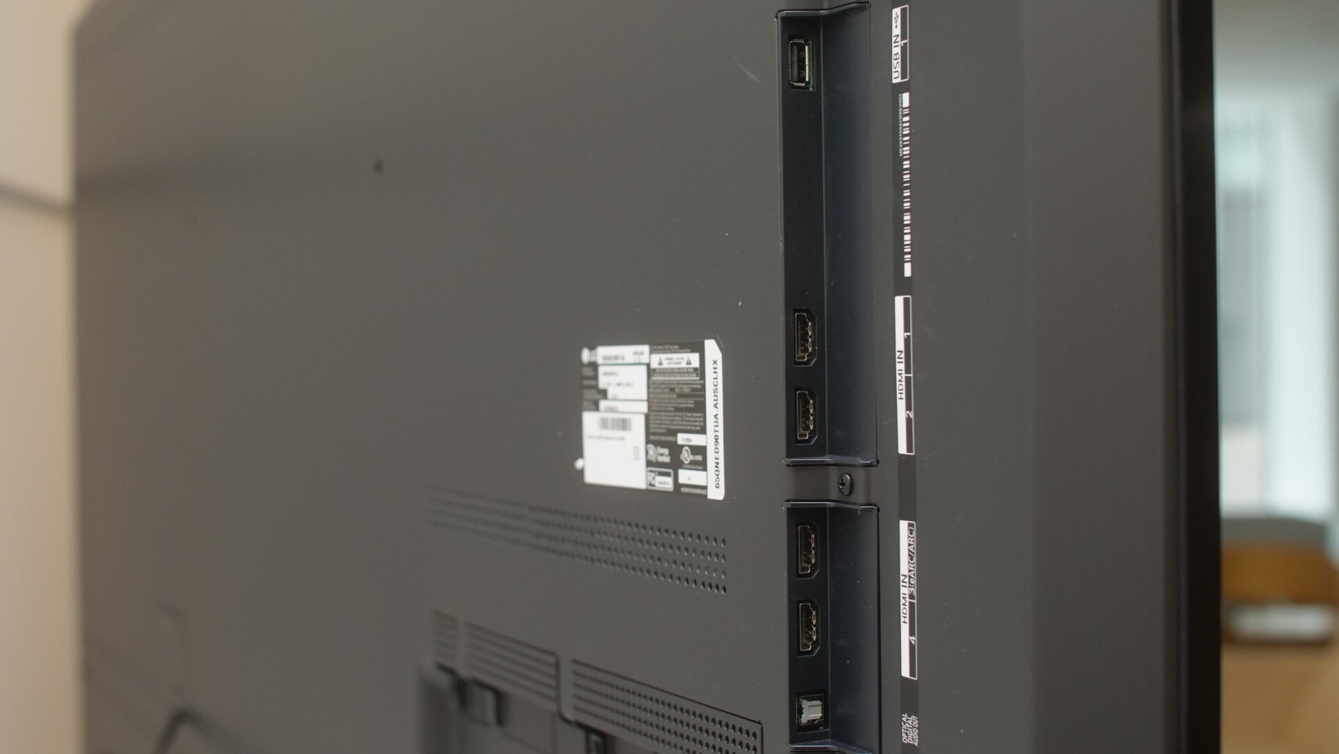 Photo: Artem Golub / Gizmodo