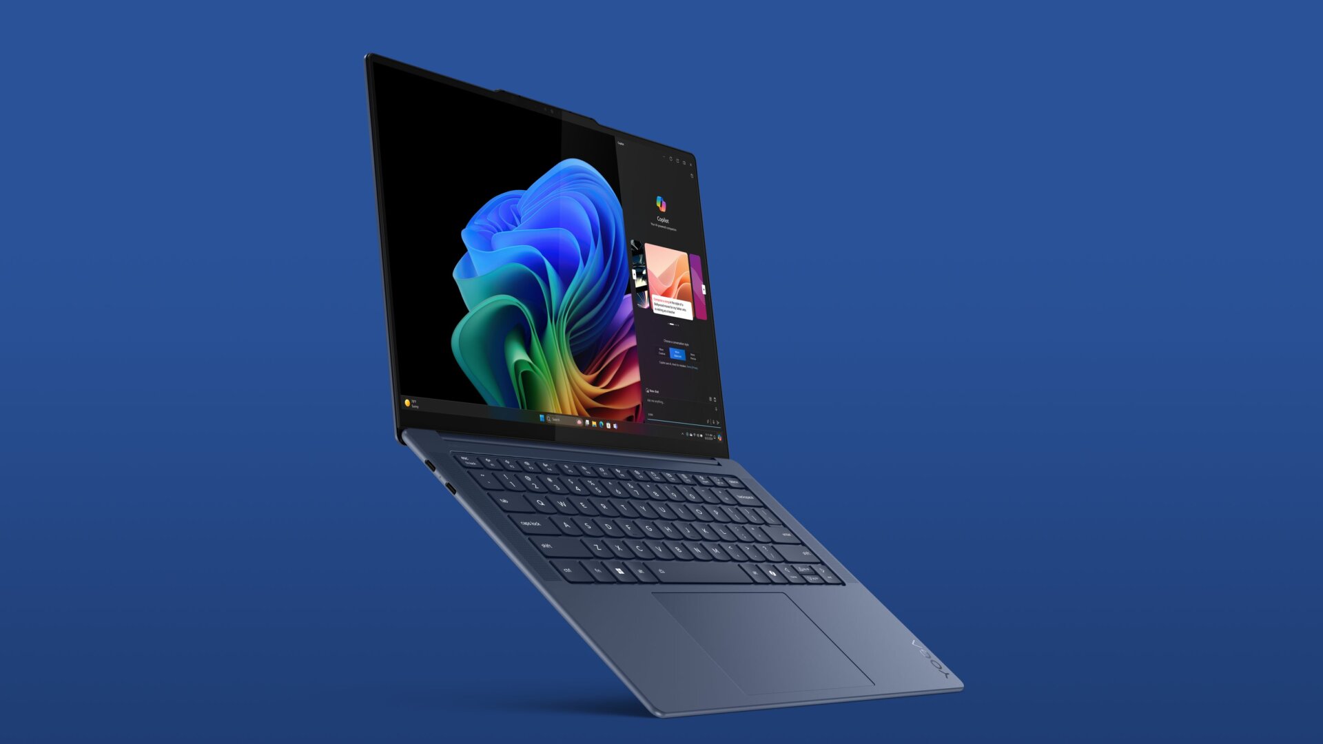 Das Lenovo Yoga Slim 7x. Wenn Sie genau hinsehen, sehen Sie die Co-Pilot-Taste.