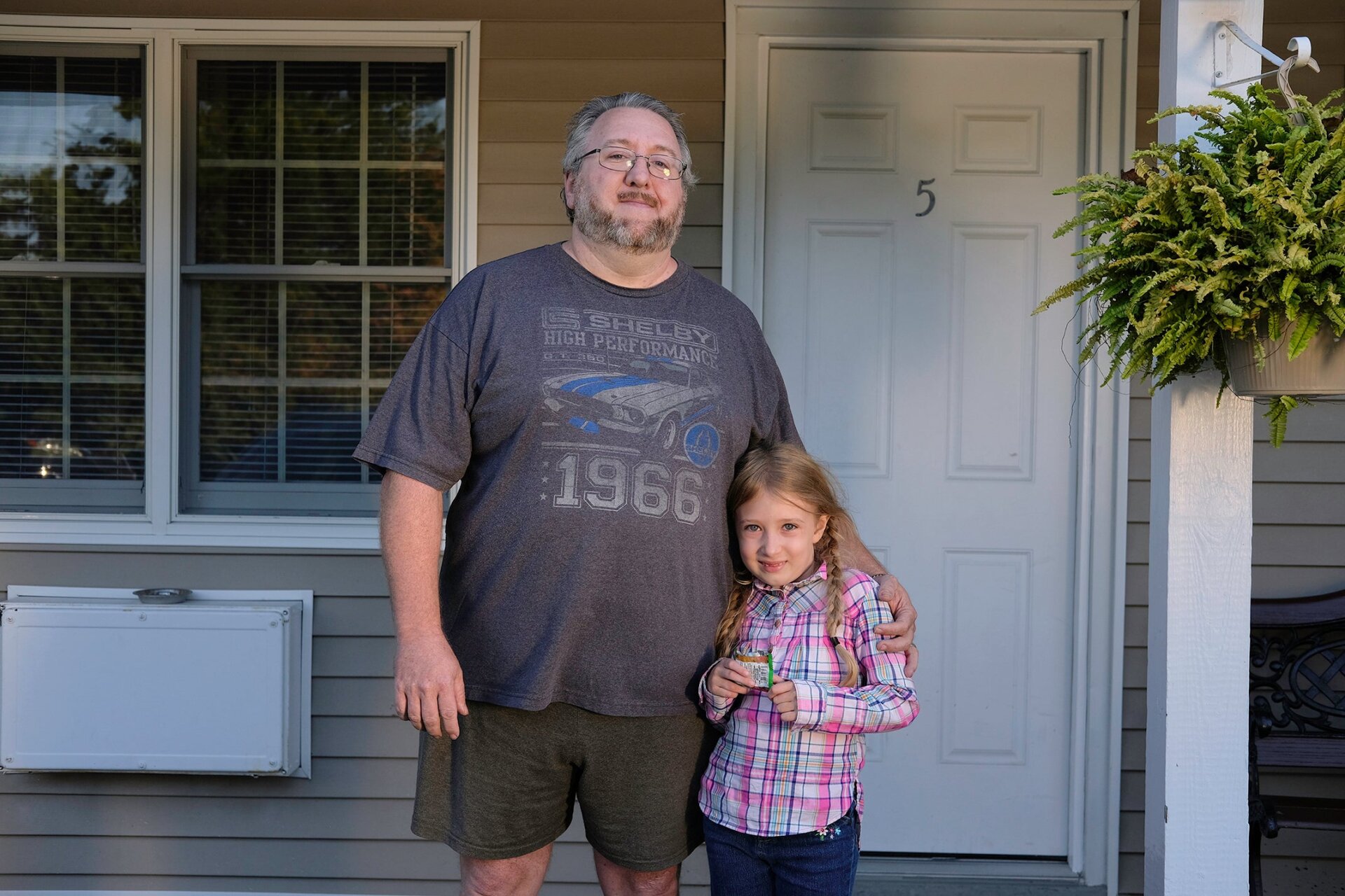 Brady und Caitlin Huffer, kurz bevor sie ihre lange vermisste Familie treffen.