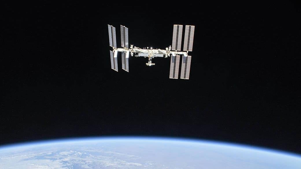 Der Satellit schickte eine Trümmerwolke in fast dieselbe Höhe wie die Raumstation.
