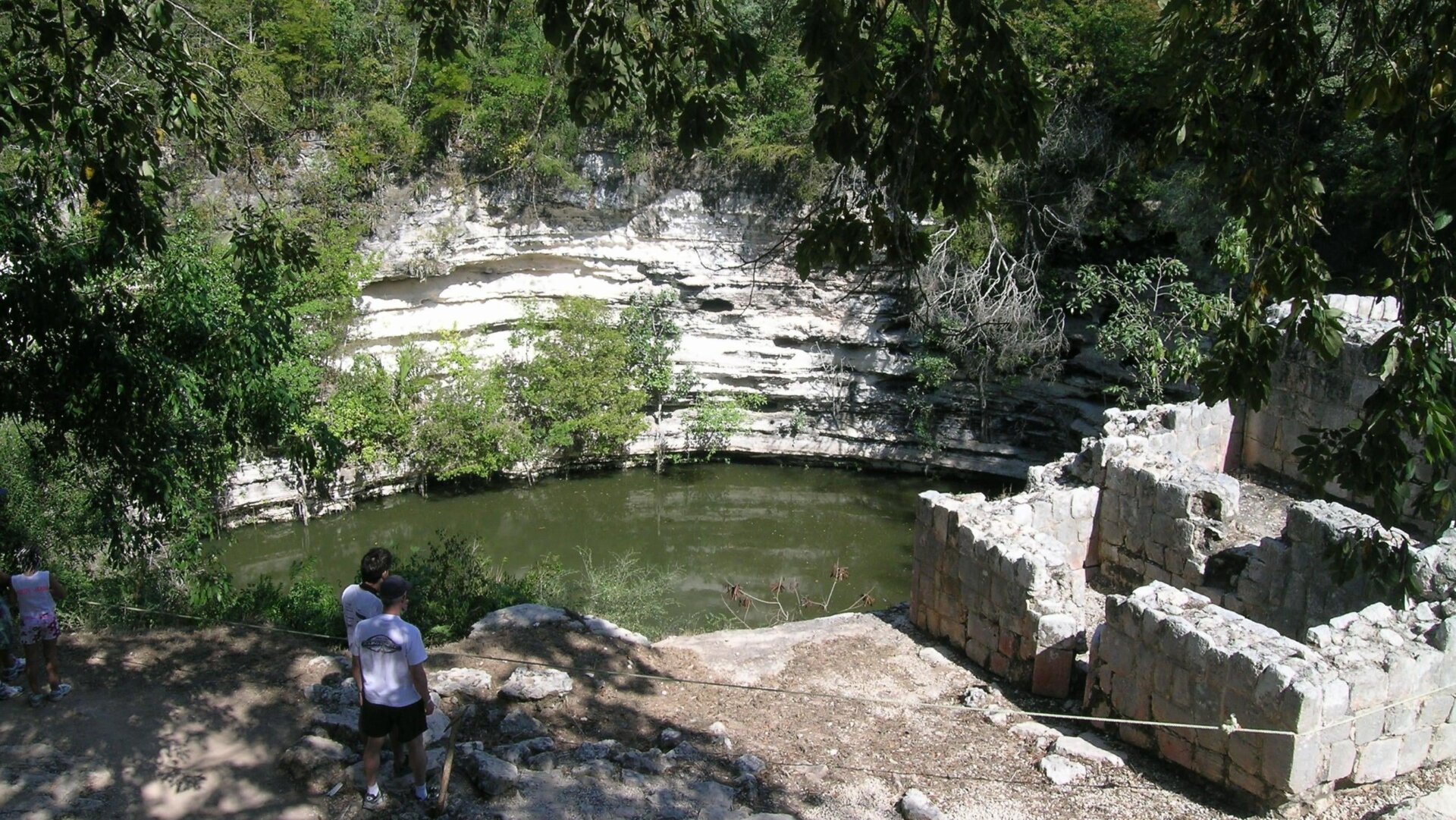 Die heilige Cenote von Chichén Itzá.
