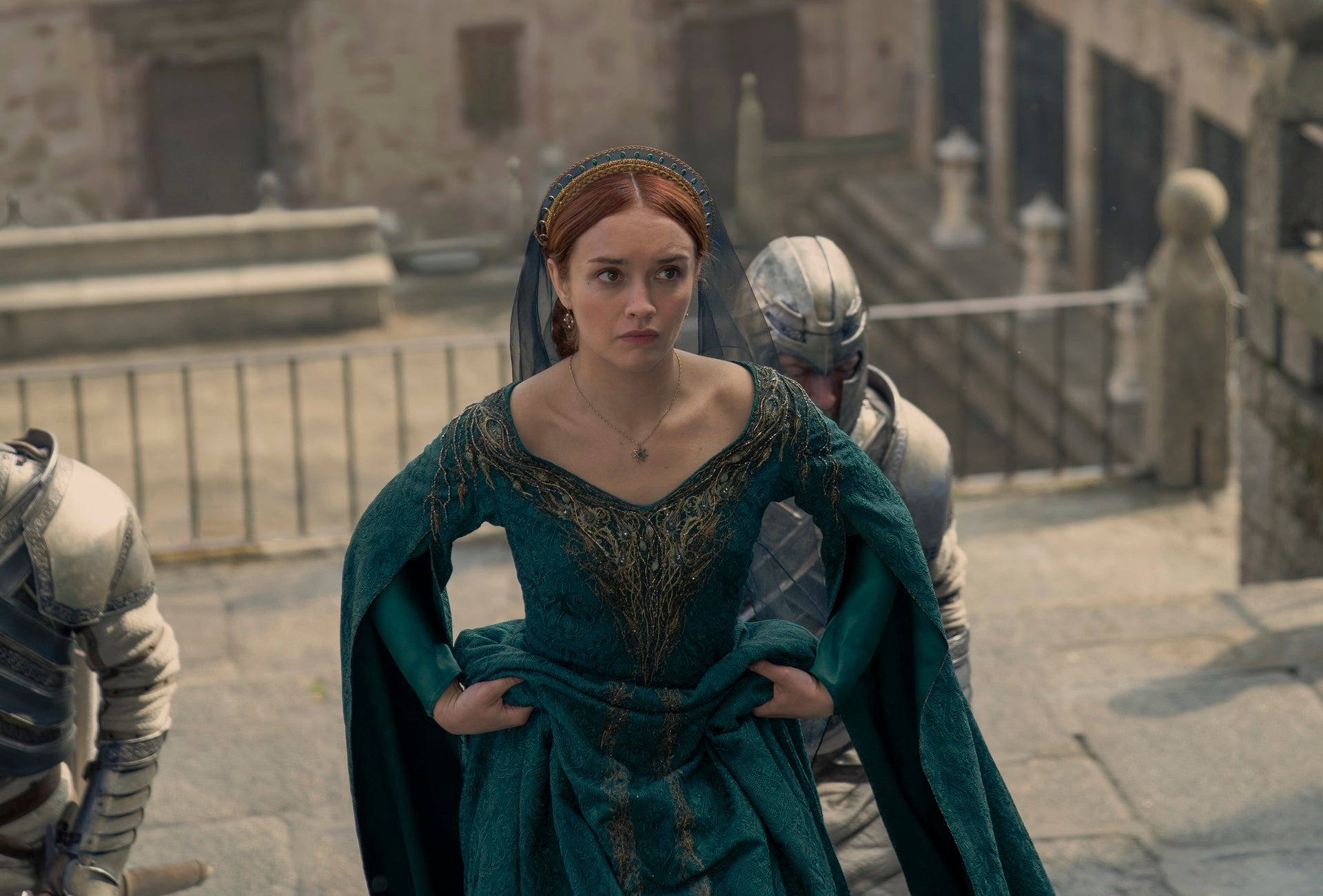 Alicent (Olivia Cooke), eine nette Kirchgängerin.