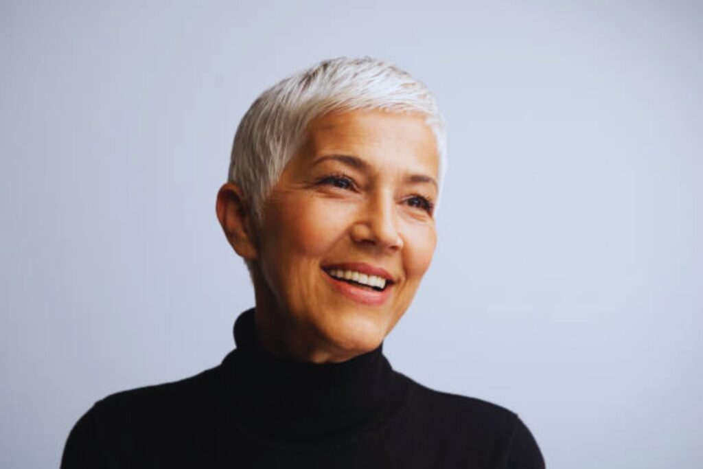 Was Frauen über 60 besser lassen sollten – und warum es wichtig ist