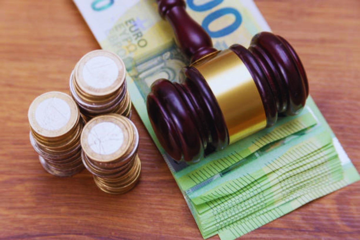 Neue Bargeldgrenze in der EU: Warum Barzahlungen ab 10.000 Euro riskant werden können