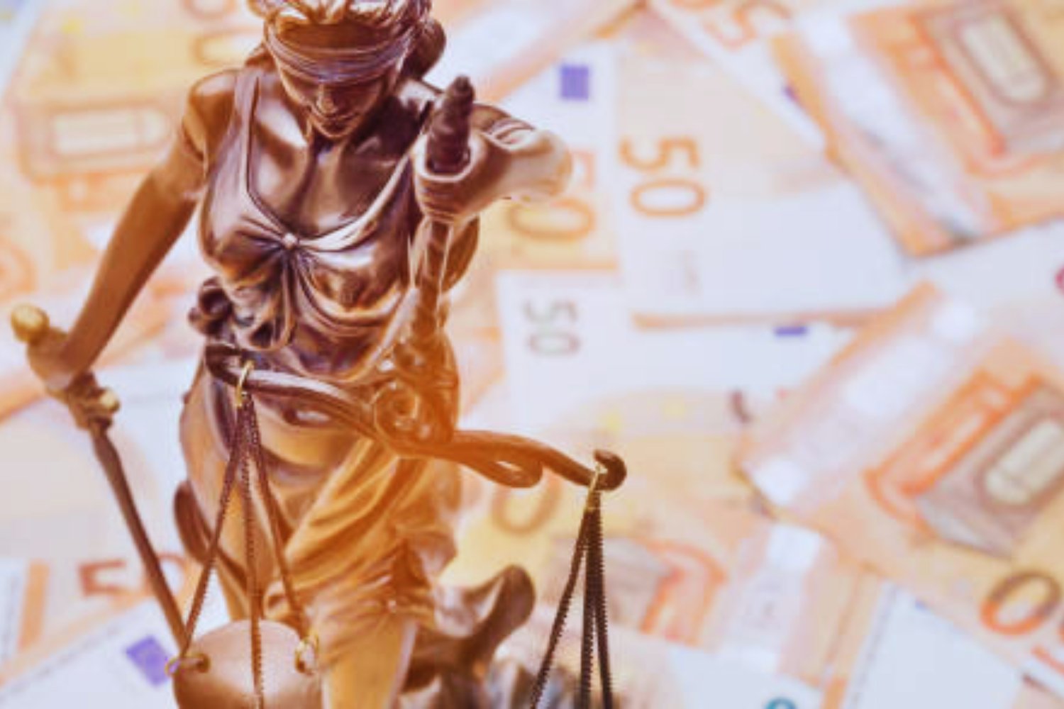 Neue Bargeldgrenze in der EU: Warum Barzahlungen ab 10.000 Euro riskant werden können