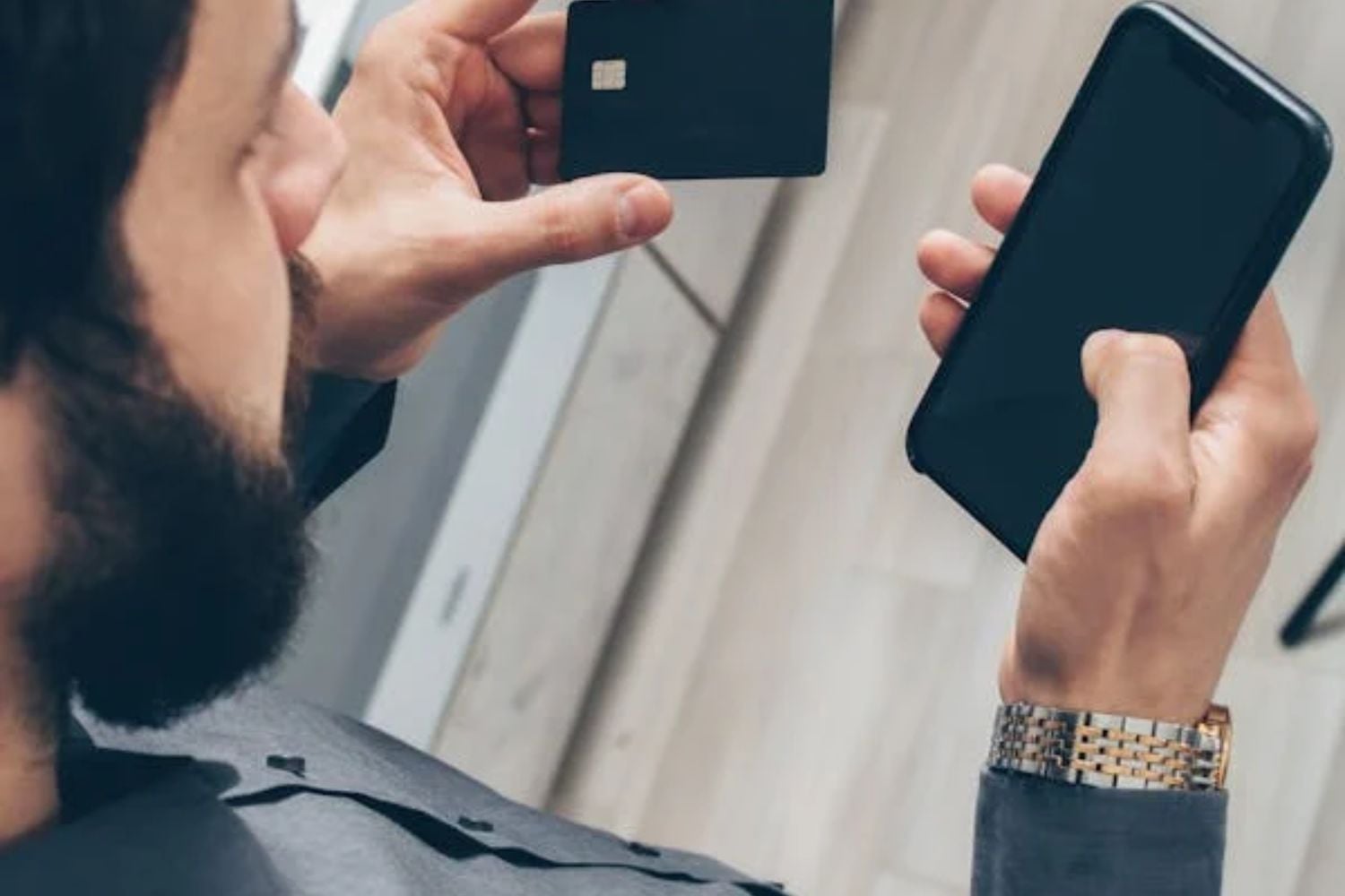 Gizmodo Miton
