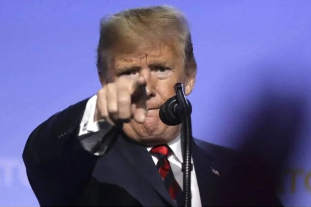 Der umstrittene Plan der Trump-Regierung, Migranten aus den USA in ein Mega-Gefängnis in Mittelamerika zu verlegen
