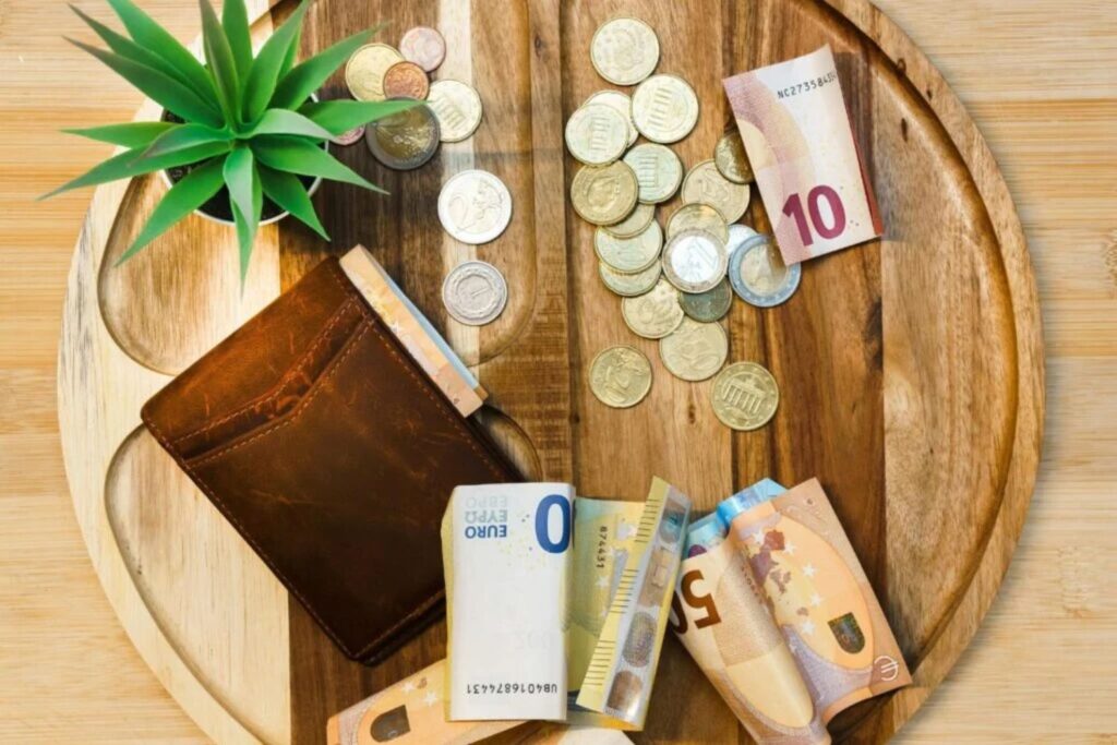 Ein stiller Wandel? Warum der Dollar als weltweite Leitwährung ins Wanken geraten könnte