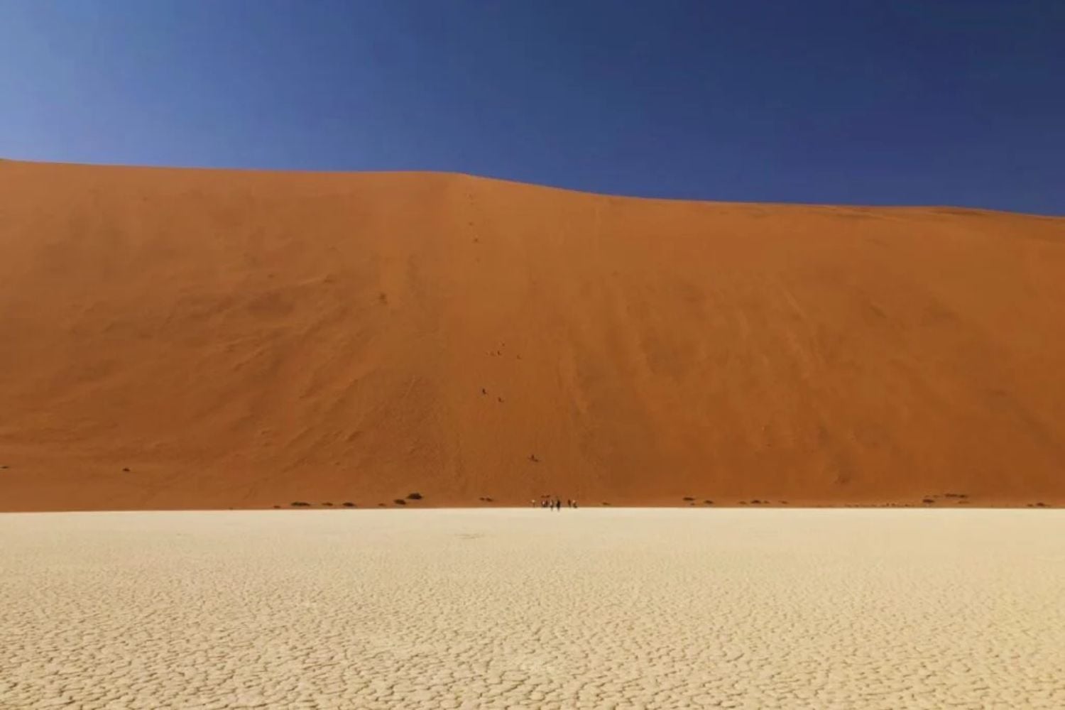 Eine Wüste mit einem Geheimnis unter dem Sand: Uralter unterirdischer Fluss eingefroren in der Zeit entdeckt