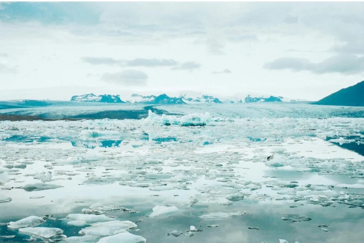 Ein Eisgigant ist gefangen – und was gerade geschieht, könnte mehr verändern als nur die Landschaft