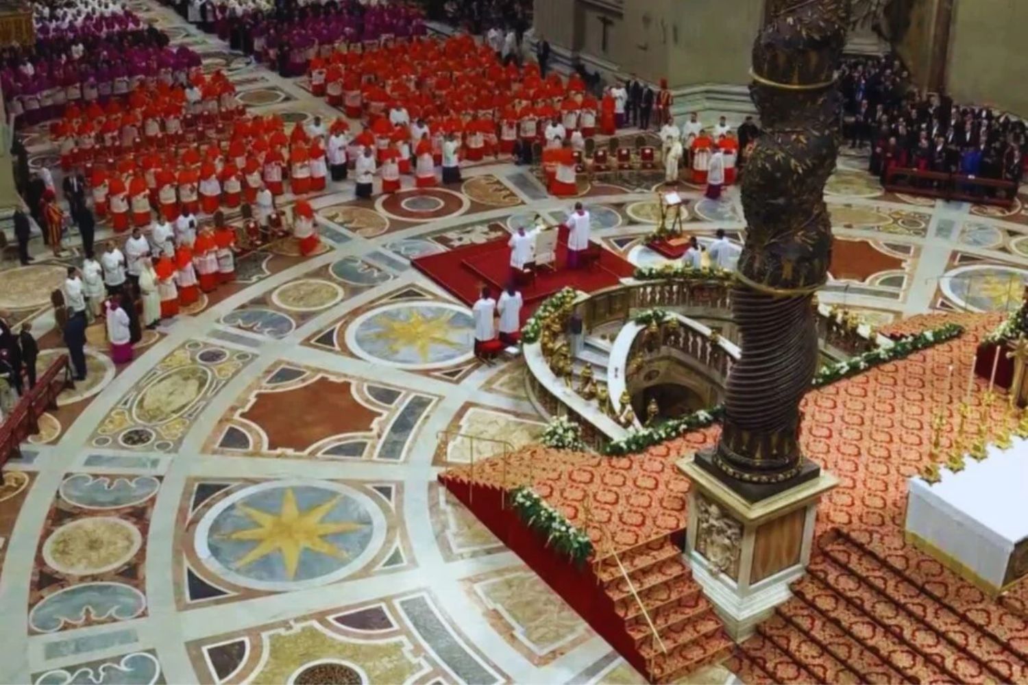 Das geheime Spiel des Vatikans: Zwischen Lobbys, unentschlossenen Stimmen und einem möglichen „lateinamerikanischen Papst“, der Trump Unbehagen bereitet