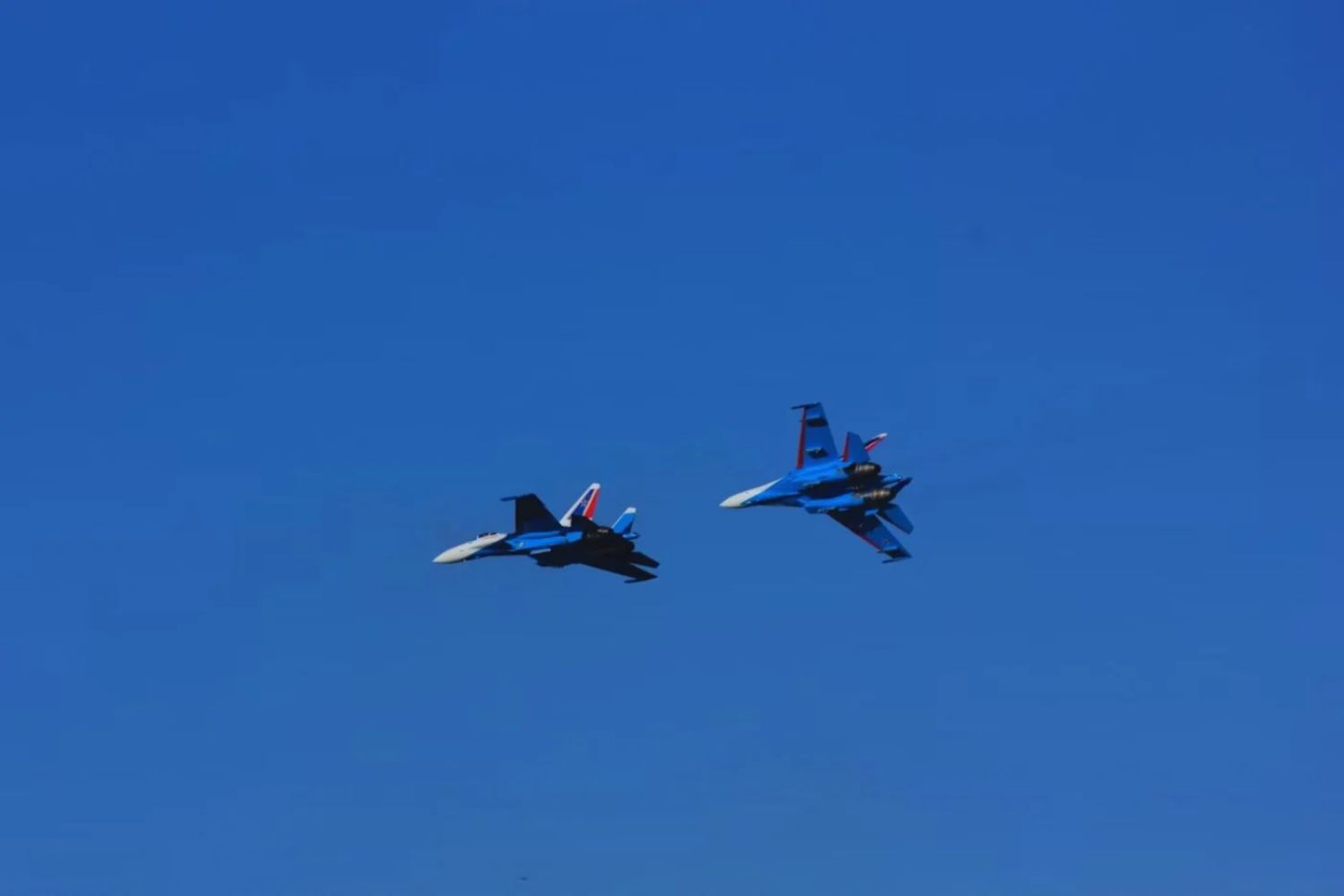 China trainiert seine Kampfjets mit künstlicher Intelligenz: So unterstützt DeepSeek die Entwicklung des J-35 und seiner zukünftigen Generationen