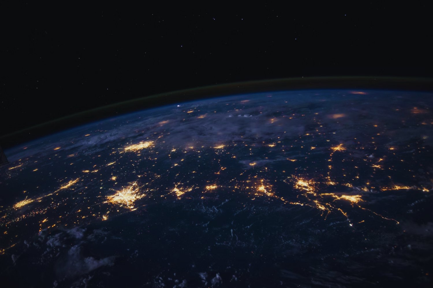 KI entdeckt potenziell bewohnbare Planeten – ein Schweizer Algorithmus verändert die Suche im All
