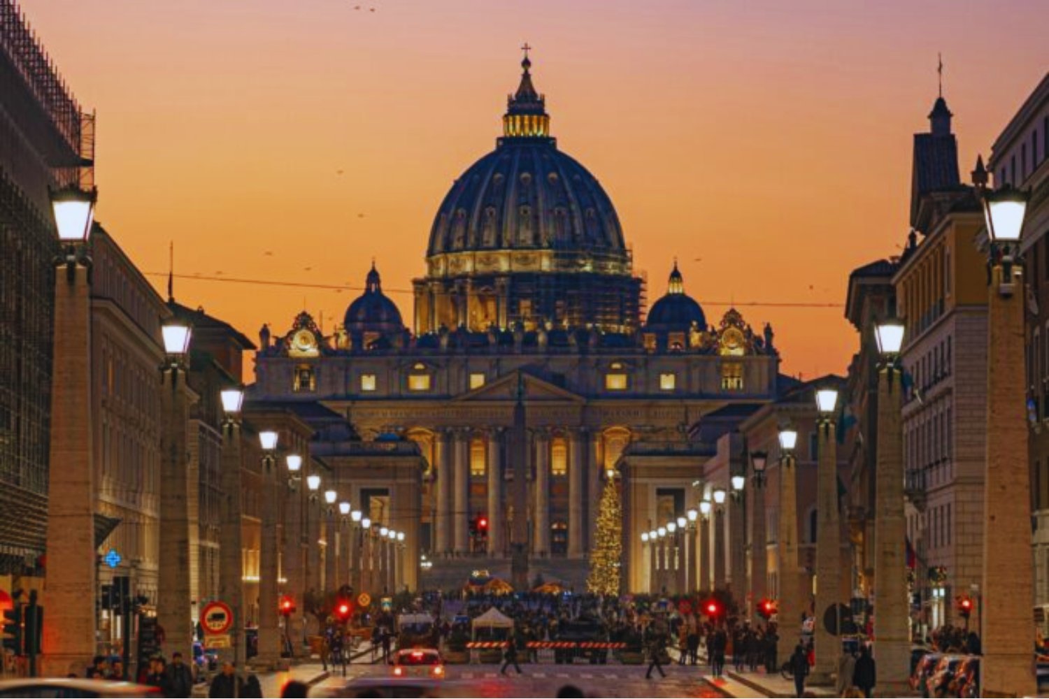 Kein weißer Rauch in Sicht: Kardinäle bleiben uneins bei Papstwahl