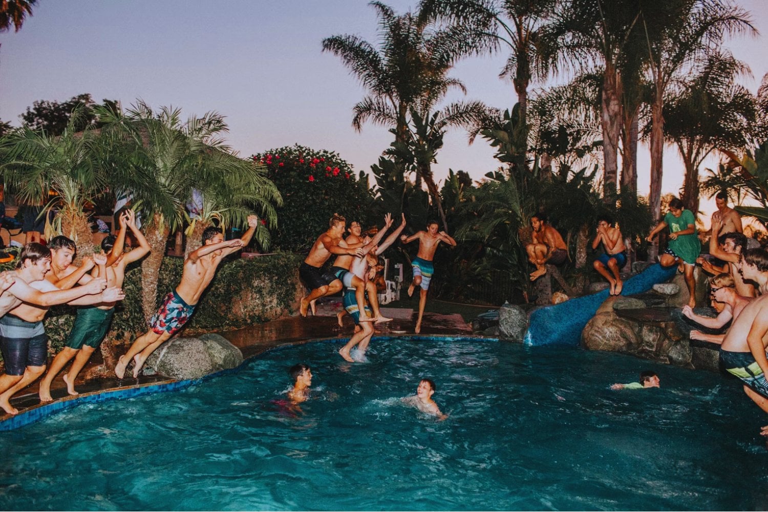 Berliner Freibäder nur noch für Besserverdienende? Wenn Sommer zur Luxusfrage wird