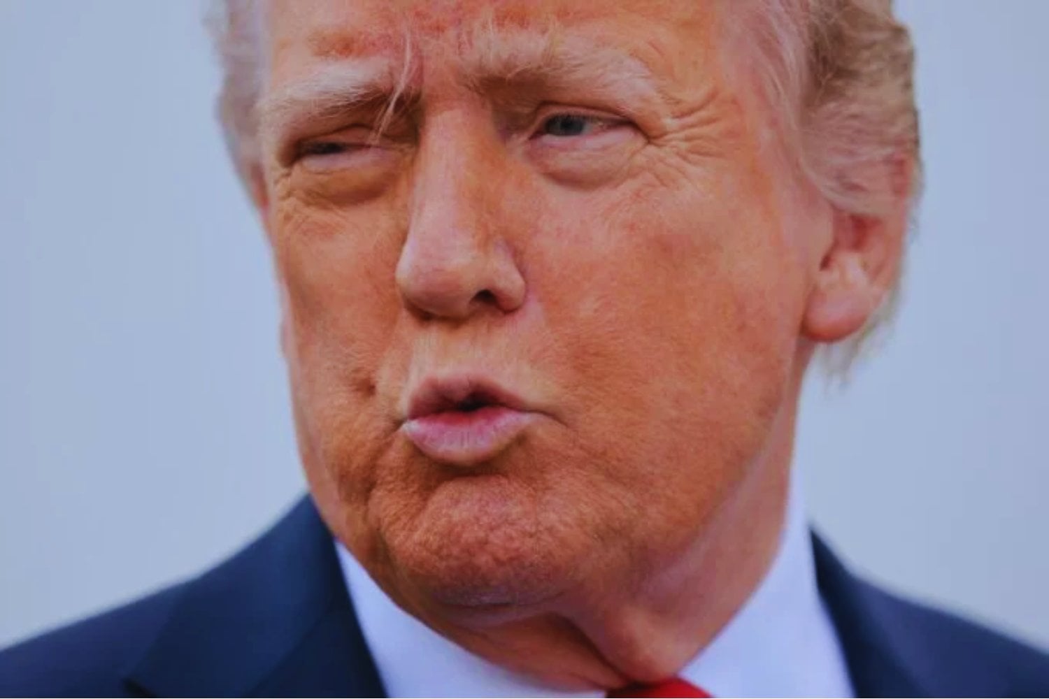 „RUMP“ statt „TRUMP“: Peinlicher Fehler auf Luxus-Uhr verärgert treuen MAGA-Fan