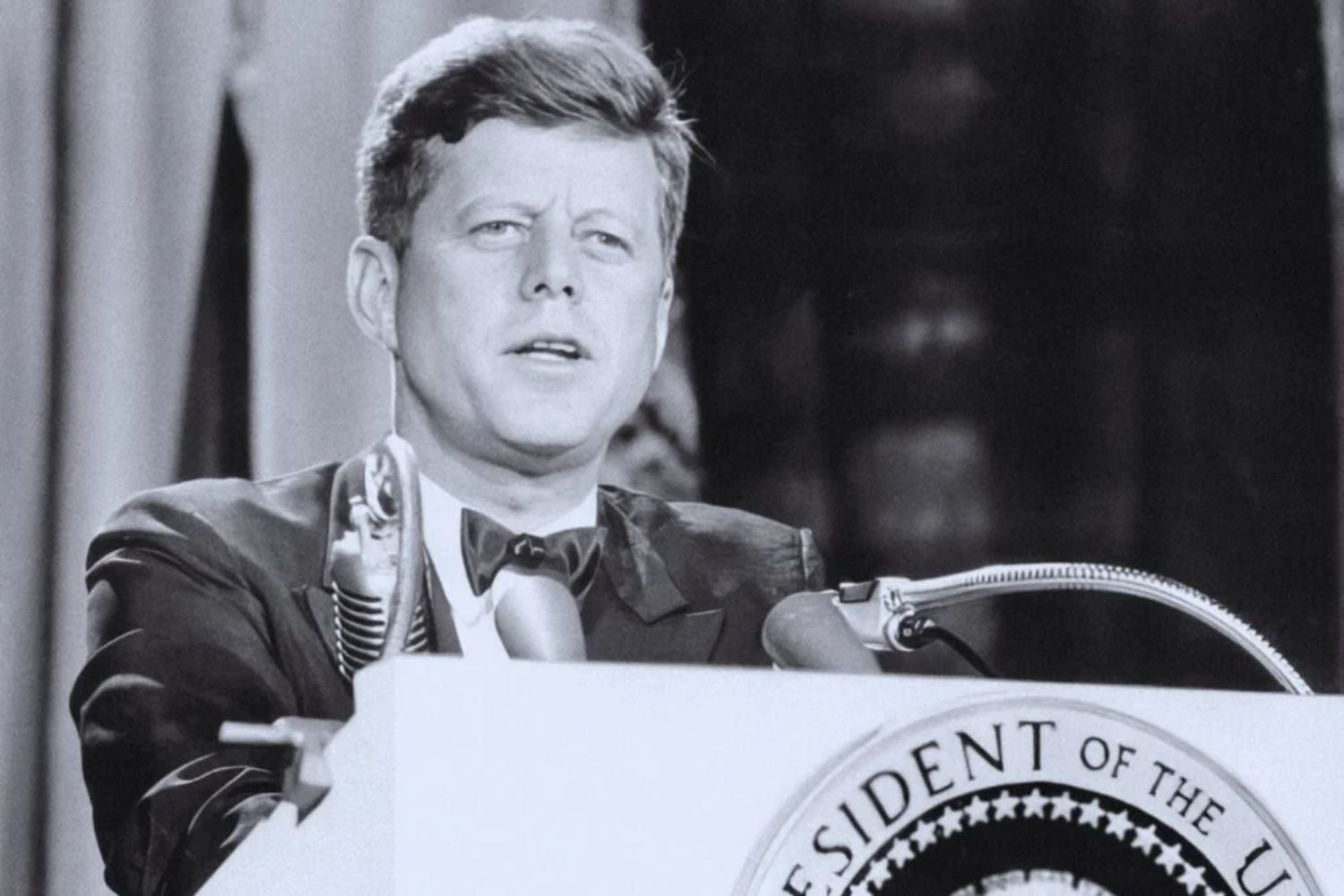 Die USA erschüttert: FBI entdeckt 2.400 neue Akten zum Kennedy-Attentat – Regierung bereitet Veröffentlichung vor