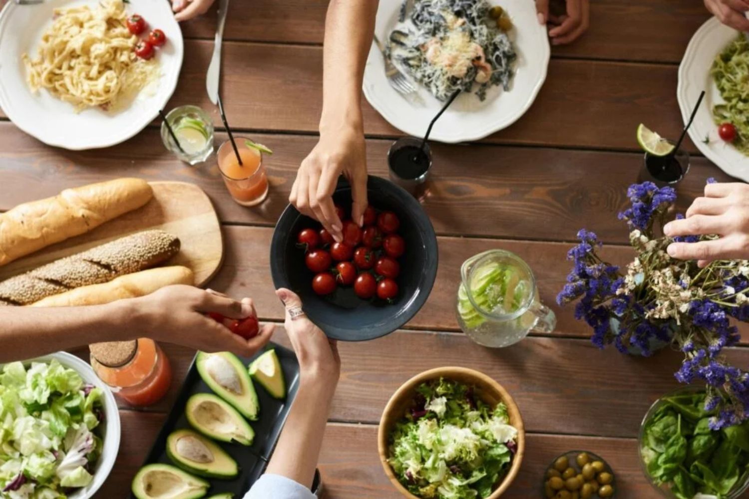 Und wenn Essen kein Genuss mehr wäre? Der beunruhigende Trend, sich wie Maschinen zu ernähren